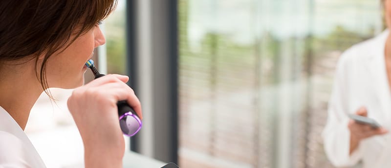 Philips Sonicare DiamondClean Smart Silver HX99 Product in Use Photo