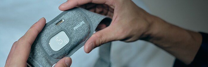 いびき対策をスマートに。SmartSleep スノア サイレンサー ❘ Philips