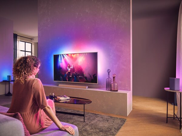TV サウンドをサウンドバー、スピーカーに
