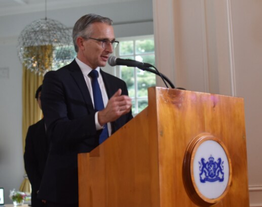 press conference in japan asset1